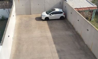 Departamento 2 ambientes Apto Crédito al frente.