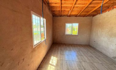 VENTA CASA A TERMINAR 4 AMB + QUINCHO - LOS LOBOS