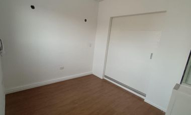 Oficina Comercial - Cerro De Las Rosas - Sobre calle Rafael Núñez - Una planta