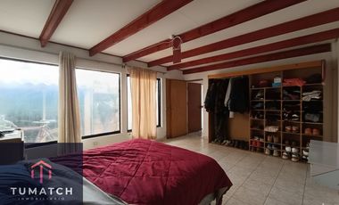 Casa en venta c/ estacionamiento en Valle Lo Campino