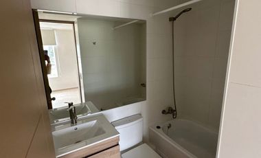 Departamento en arriendo c/ estacionamiento en Peñablanca