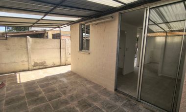 Casa en arriendo 3 dormitorios, 2 baños con patio San bernardo