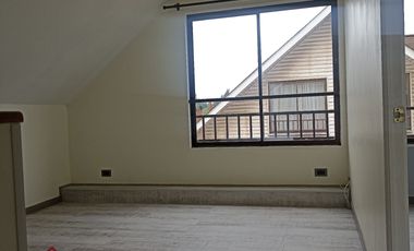 Casa en arriendo c/ estacionamiento en La Florida Alto