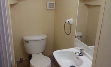 Casa en arriendo c/ estacionamiento en La Florida Alto