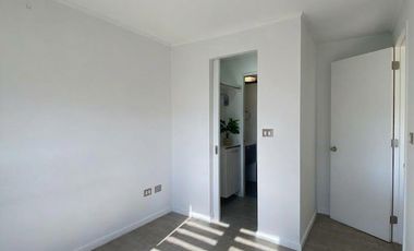 Departamento en arriendo c/ estacionamiento en Chillán Oriente