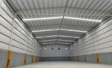 BODEGA INDUSTRIAL EN RENTA EN GÓMEZ PALACIO, DGO  | 1,960 M² | 14 M ALTURA | ANDENES + 300 KVA