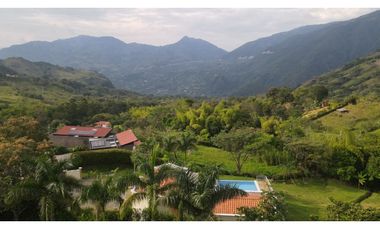 VENTA DE FINCA EN VENECIA SUROESTE ANTIOQUEÑO