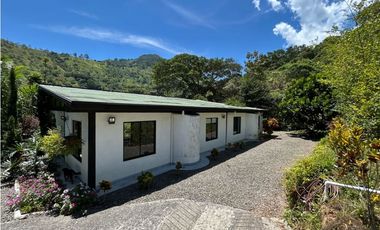 VENTA DE FINCA EN CIUDAD BOLIVAR SUROESTE DE ANTIOQUIA