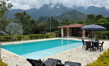 VENTA DE FINCA EN CIUDAD BOLIVAR SUROESTE ANTIOQUEÑO