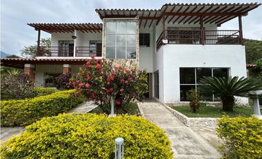 VENTA DE FINCA EN CIUDAD BOLIVAR SUROESTE ANTIOQUEÑO