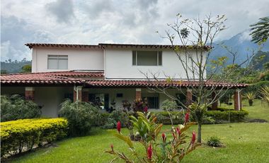 VENTA DE FINCA EN CIUDAD BOLIVAR SUROESTE ANTIOQUEÑO