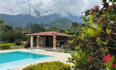 VENTA DE FINCA EN CIUDAD BOLIVAR SUROESTE ANTIOQUEÑO