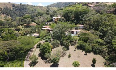 VENTA DE FINCA EN CIUDAD BOLIVAR SUROESTE DE ANTIOQUIA