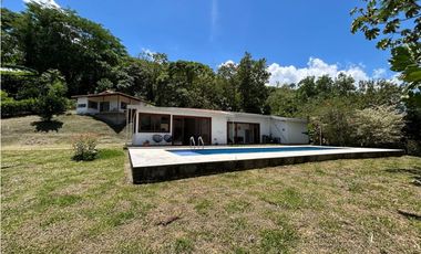 VENTA DE FINCA EN CIUDAD BOLIVAR SUROESTE DE ANTIOQUIA