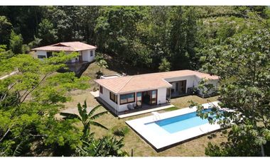 VENTA DE FINCA EN CIUDAD BOLIVAR SUROESTE DE ANTIOQUIA