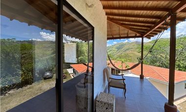 VENTA DE FINCA EN CIUDAD BOLIVAR SUROESTE DE ANTIOQUIA