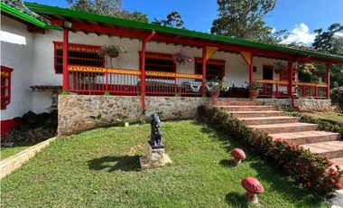VENTA DE FINCA EN CIUDAD BOLIVAR SUROESTE DE ANTIOQUIA