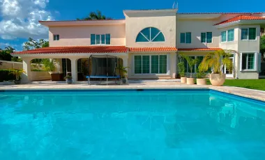 Casa en Venta en Residencial Villa Magna, Benito Juárez, Quintana Roo