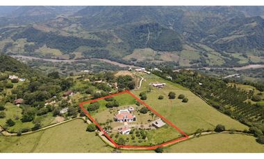 VENTA DE FINCA EN TARSO SUROESTE ANTIOQUEÑO