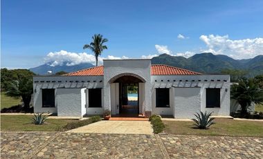 VENTA DE FINCA EN TARSO SUROESTE ANTIOQUEÑO
