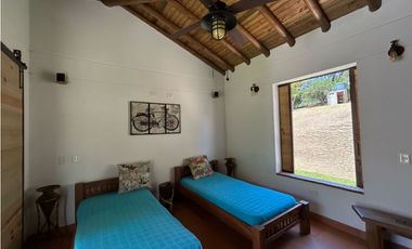 VENTA DE FINCA EN VENECIA SUROESTE ANTIOQUEÑO