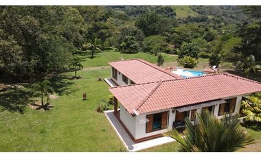 VENTA DE FINCA EN VENECIA SUROESTE ANTIOQUEÑO