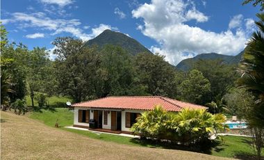 VENTA DE FINCA EN VENECIA SUROESTE ANTIOQUEÑO
