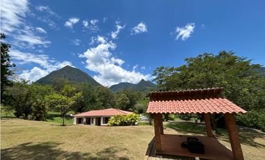 VENTA DE FINCA EN VENECIA SUROESTE ANTIOQUEÑO