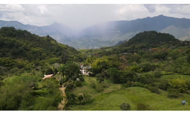 VENTA DE FINCA EN VENECIA SUROESTE DE ANTIOQUIA
