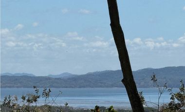 Venta de Finca 17.75 Hectareas en Playa Santa Catalina Panama