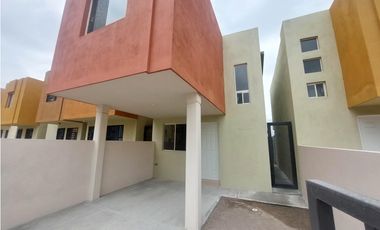 Casa en  renta Valle Castilla en Salinas Victoria N.L.