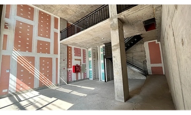 Arriendo Local Comercial, Vicuña Mackenna, La Florida
