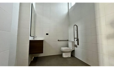 Arriendo Local Comercial, Vicuña Mackenna, La Florida