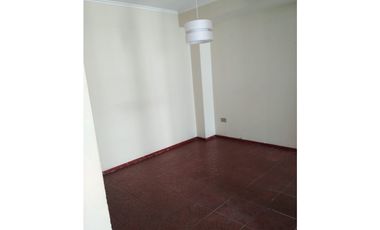 DESIERTO PROPIEDADES VENDE CASA DE 2 PISOS – VILLA SAN ANDRÉS