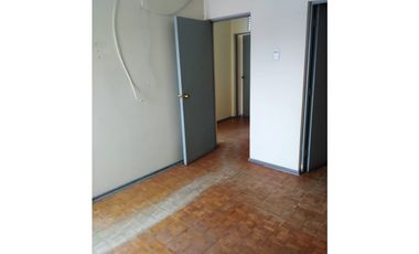 DESIERTO PROPIEDADES VENDE CASA DE 2 PISOS – VILLA SAN ANDRÉS