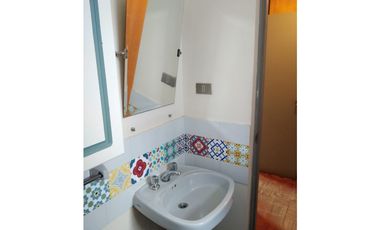 DESIERTO PROPIEDADES VENDE CASA DE 2 PISOS – VILLA SAN ANDRÉS
