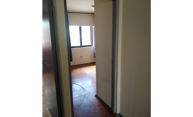 DESIERTO PROPIEDADES VENDE CASA DE 2 PISOS – VILLA SAN ANDRÉS