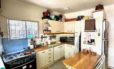 VENTA CASA ANTIGUA PARA REMODELAR MOZART SAN JOAQUIN