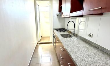 SE ARRIENDA DPTO A PASOS METRO LO OVALLE 3D/1B