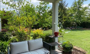 REQUINOA HERMOSA CASA EN CONDOMINIO LOS LIRIOS