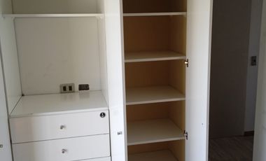 CASA 2 PISOS 3 DORMITORIOS 2 BAÑOS  ESTACIONAMIENTO PATIO