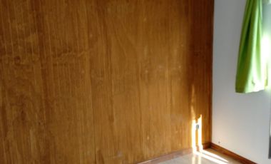 CASA 2 PISOS 3 DORMITORIOS 2 BAÑOS  ESTACIONAMIENTO PATIO