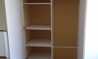 CASA 2 PISOS 3 DORMITORIOS 2 BAÑOS  ESTACIONAMIENTO PATIO