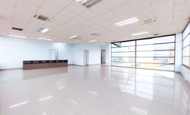 Edificio Oficinas Ascensores Equipado Venta Quinta Normal