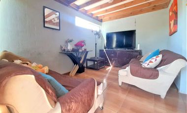 Casa 6 dorm 8 Estacionamientos Logia Patio Venta San Miguel