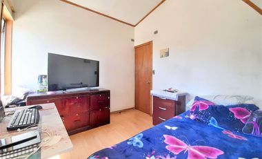 Casa 6 dorm 8 Estacionamientos Logia Patio Venta San Miguel