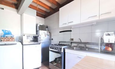 Casa 6 dorm 8 Estacionamientos Logia Patio Venta San Miguel