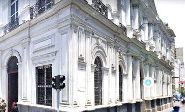 Oficina Bajos GGCC Todo Uso Recepción 1 baño Venta Santiago