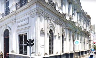 Oficina Bajos GGCC Todo Uso Recepción 1 baño Venta Santiago