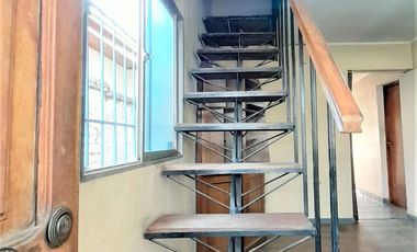 Casa Sólida logia Bodega Estacionamiento Venta San Joaquín